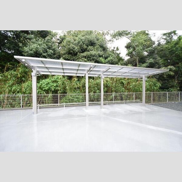 現地周辺 (駐輪場)