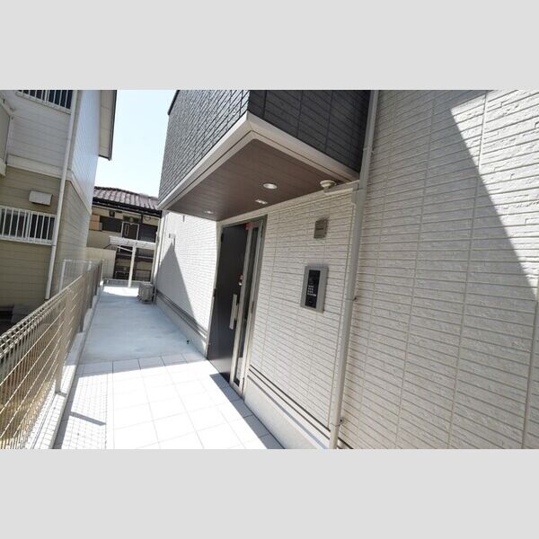 エントランス (エントランス)