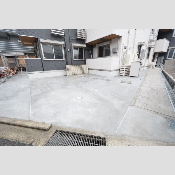 駐車場 (駐車場)