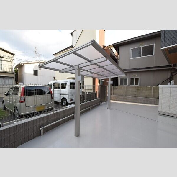 現地周辺 (駐輪場)