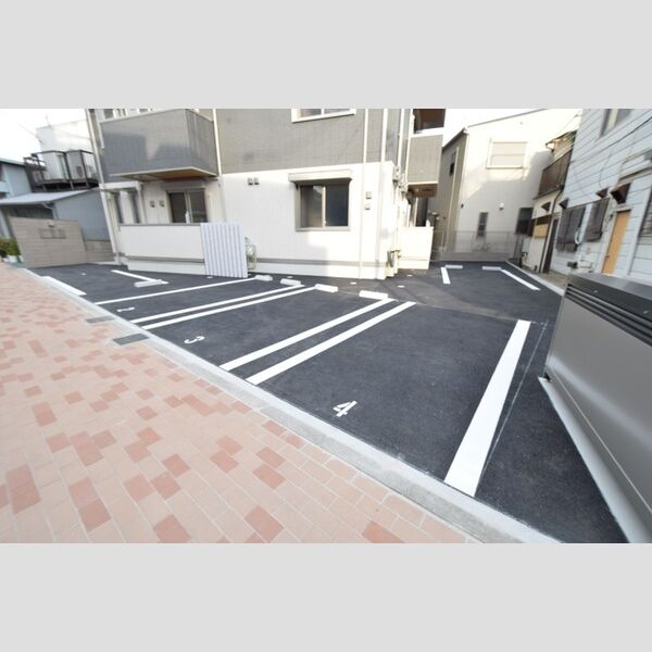 駐車場 (駐車場)