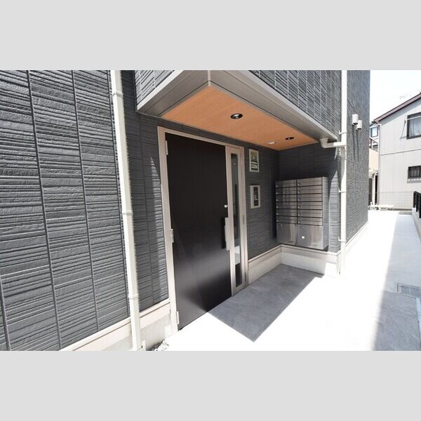 エントランス (エントランス)