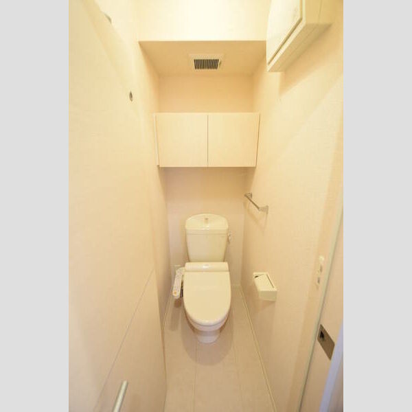 トイレ (温水洗浄暖房便座)