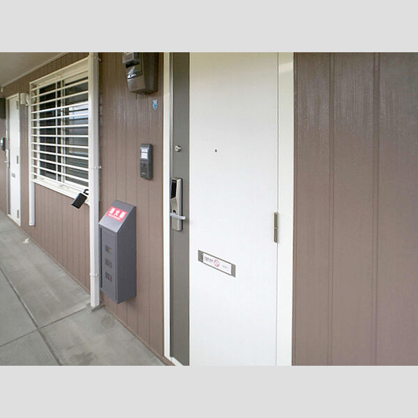 玄関 (玄関ドア)