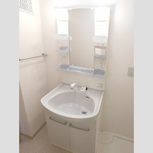 洗面所 (洗髪洗面化粧台)