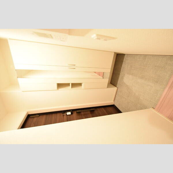 玄関 (玄関スペース)