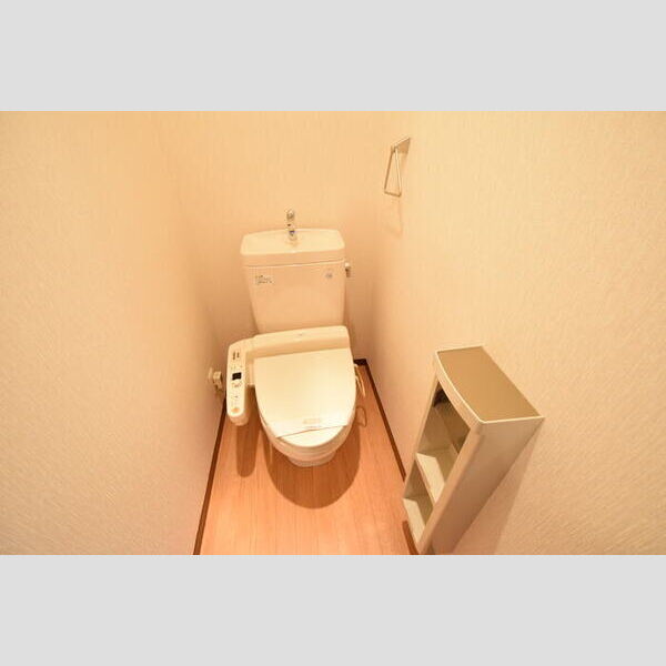 トイレ (温水洗浄暖房便座)