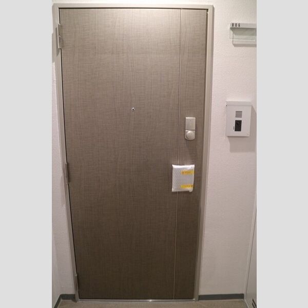 玄関 (玄関ドア)