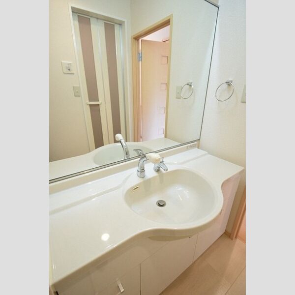 洗面所 (洗面化粧台)