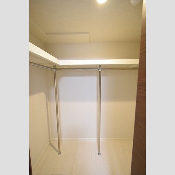 収納 (ウォークインクローゼット)