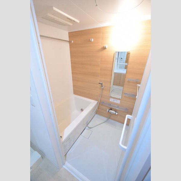 バス (バスルーム!)