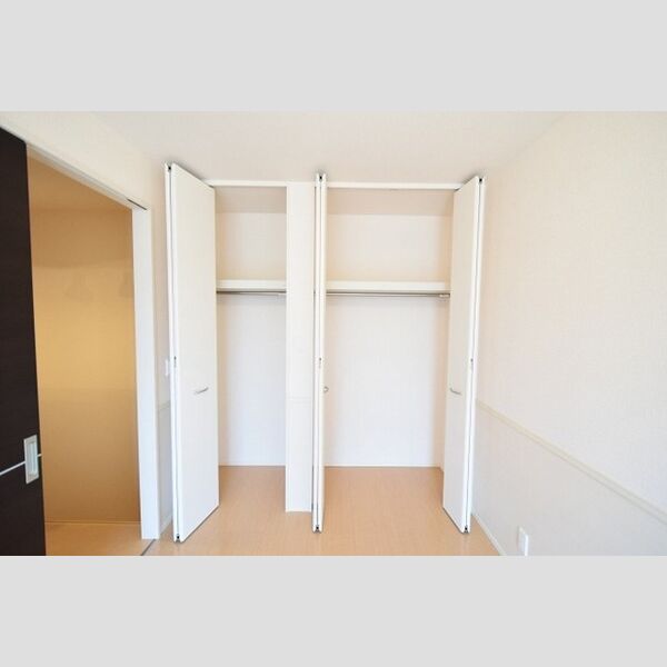 収納 (クローゼット)