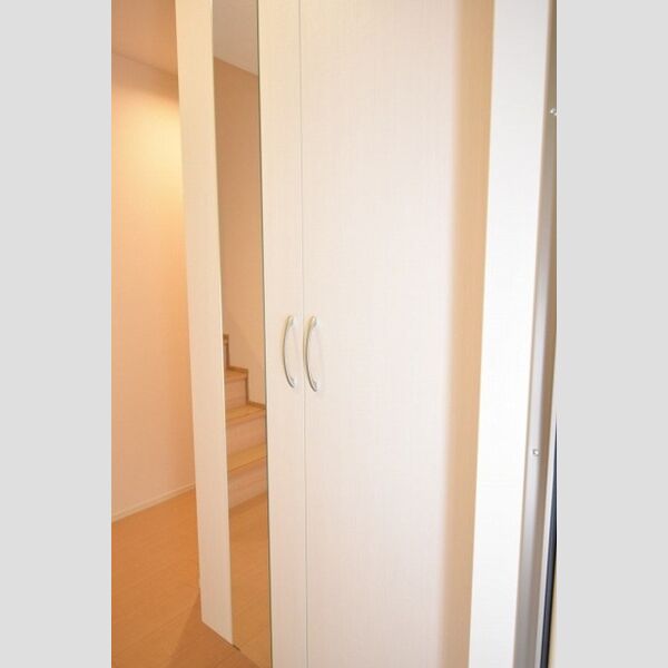 収納 (シューズボックス)