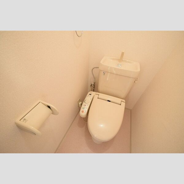 トイレ (温水洗浄暖房便座)
