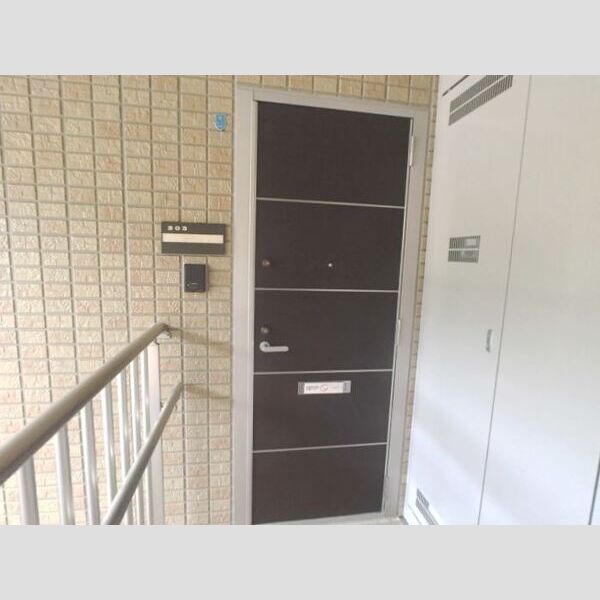 玄関 (玄関スペース)