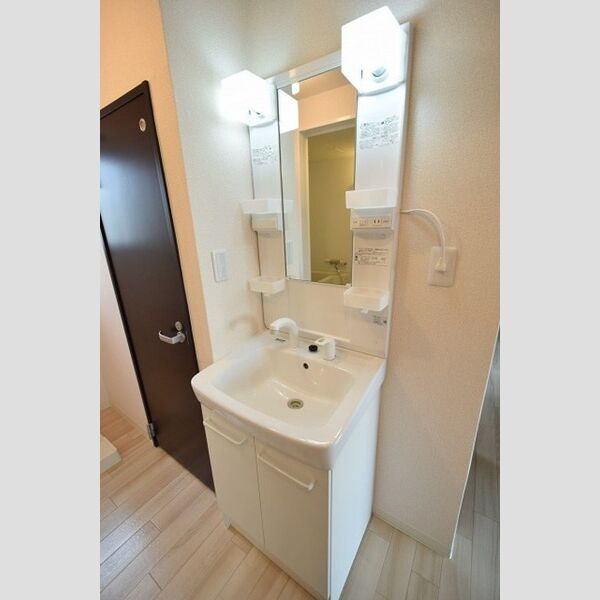 洗面所 (洗面化粧台)