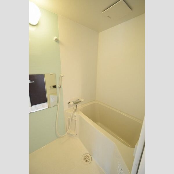 バス (浴室)