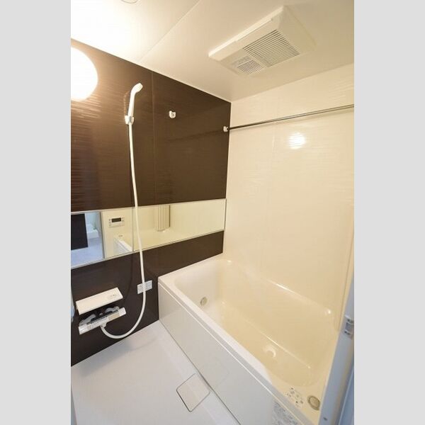 バス (浴室)