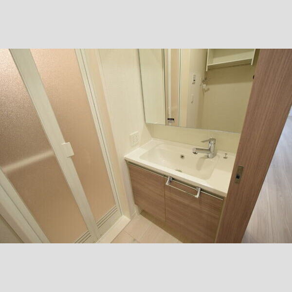 洗面所 (洗髪洗面化粧台)