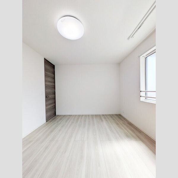 その他 (洋室)