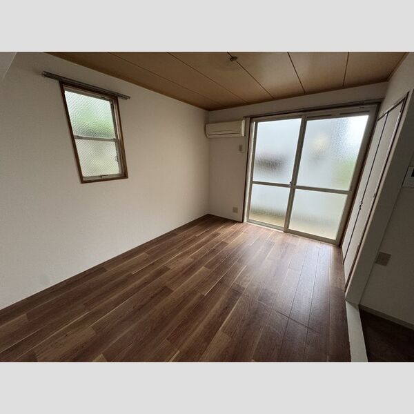 居室・リビング (洋室)