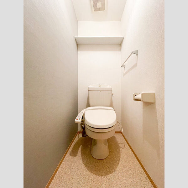 トイレ (温水洗浄暖房便座)