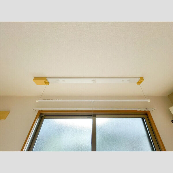 その他設備 (室内物干し)