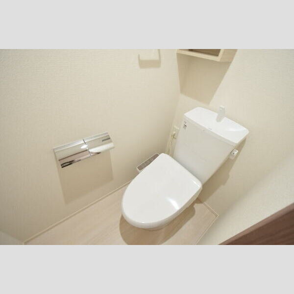 トイレ (温水洗浄暖房便座)