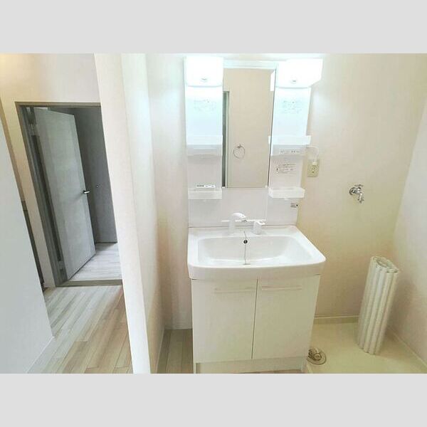 洗面所 (洗面化粧台)