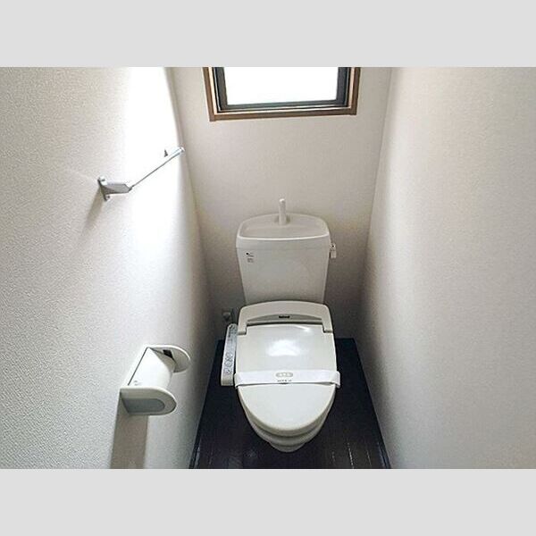 トイレ (温水洗浄暖房便座)