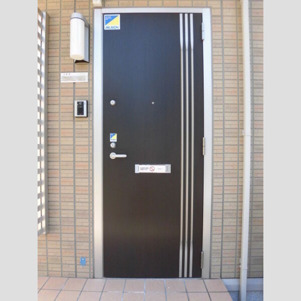 玄関 (玄関ドア)