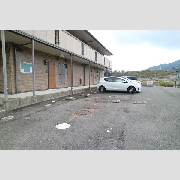 駐車場 (駐車場)