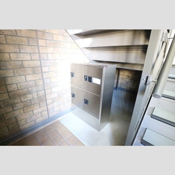 現地周辺 (宅配ボックス)