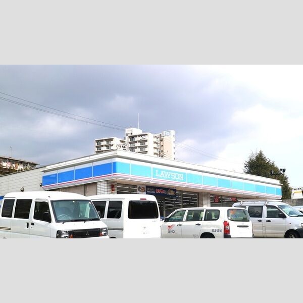 現地周辺 (ローソン垂水桃山台店(約730m))