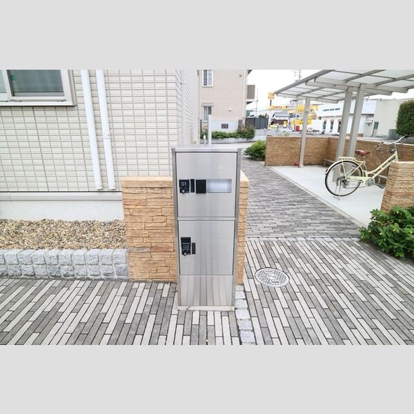 現地周辺 (宅配ボックス)