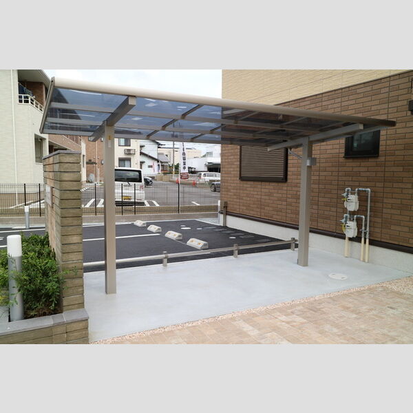 現地周辺 (駐輪場)