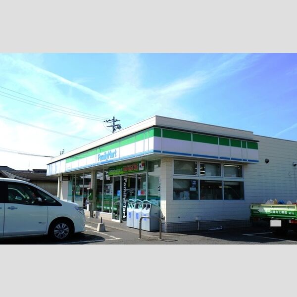 現地周辺 (ファミリーマート大久保町店(795m))