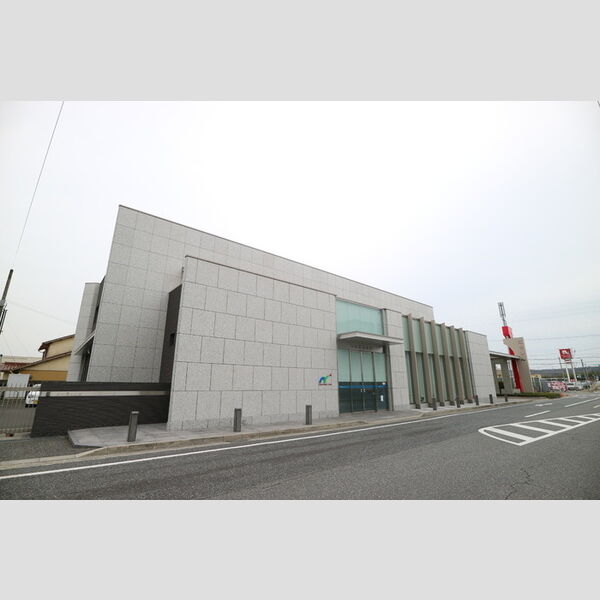 現地周辺 (日新信用金庫三木支店(約528m))
