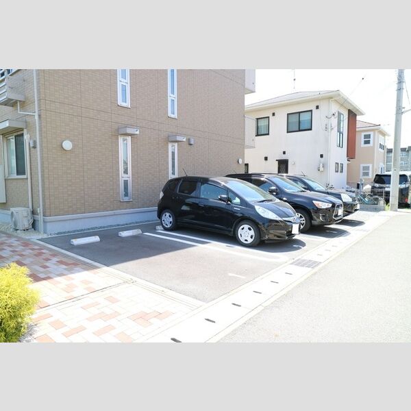 駐車場 (駐車場)