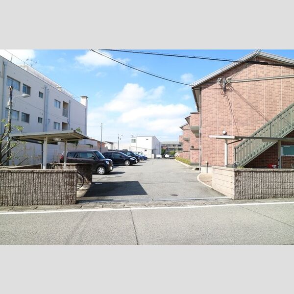 駐車場 (駐車場)
