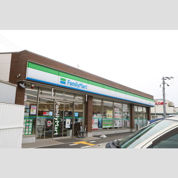 現地周辺 (ファミリーマート三木広野店(約351m))