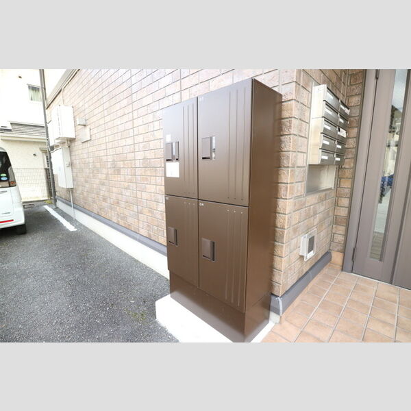 現地周辺 (宅配ボックス)