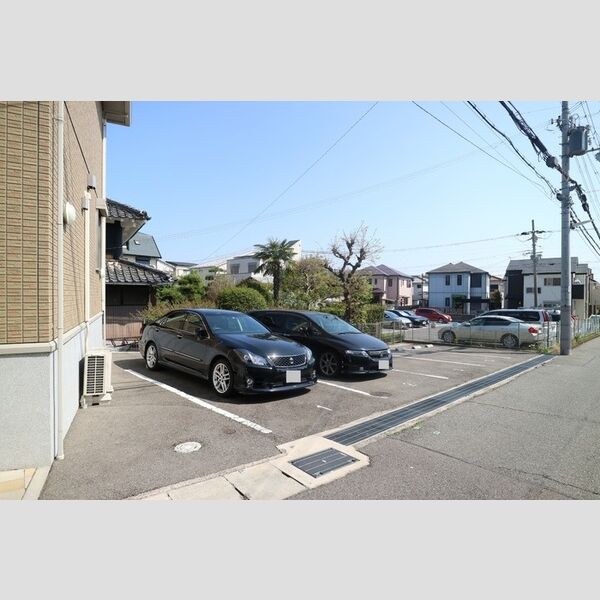 駐車場 (駐車場)