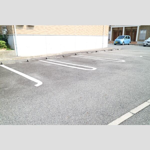 駐車場 (駐車場)