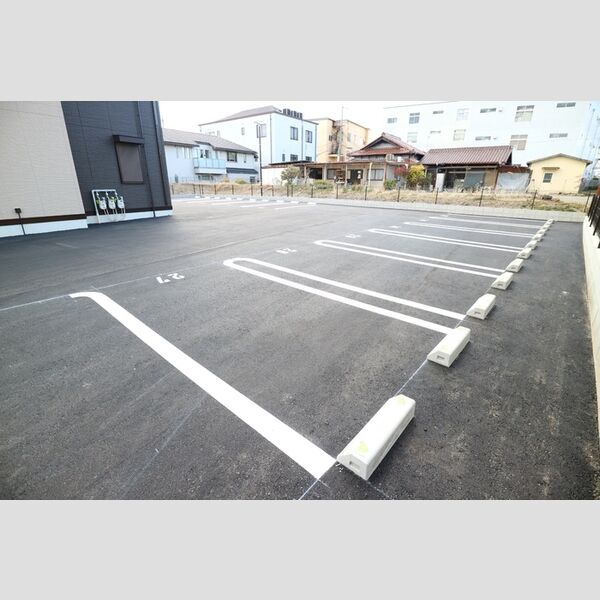 駐車場 (駐車場)