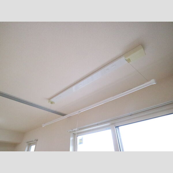 その他 (室内物干し)