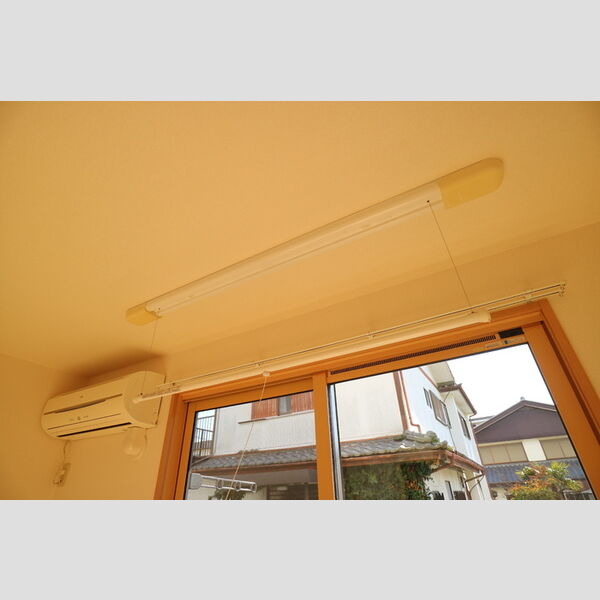 その他 (室内物干し)