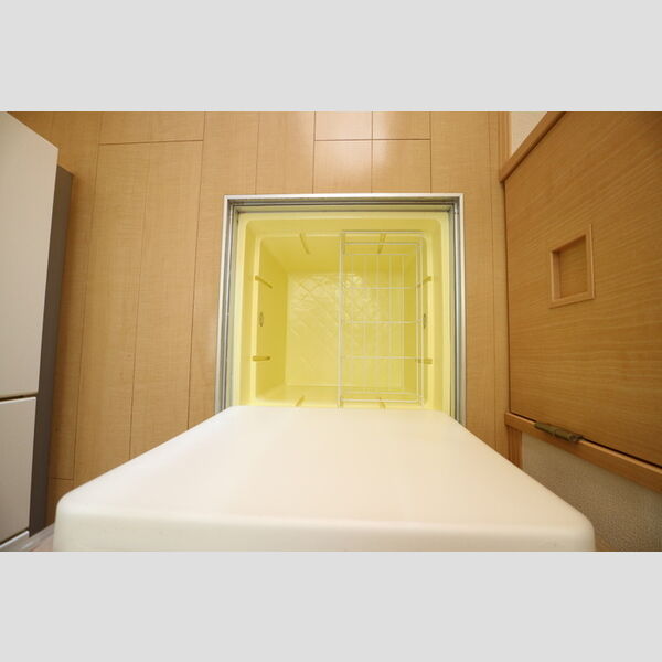 その他 (床下収納)