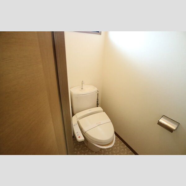 トイレ (トイレ(温水洗浄暖房便座))
