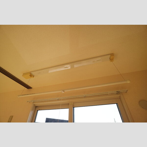 その他 (室内物干し)